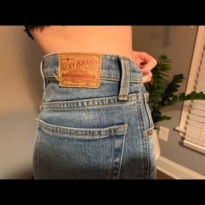 Lucky brand medium wash jeans